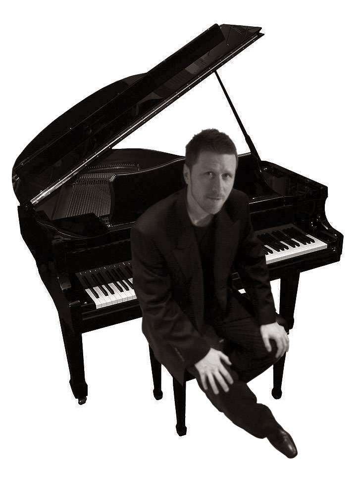 Wedding Pianist - Piano Music - Phillip Keith | 74 Hanging Hill Ln, Brentwood CM13 2HS, UK | Phone: 01277 204560