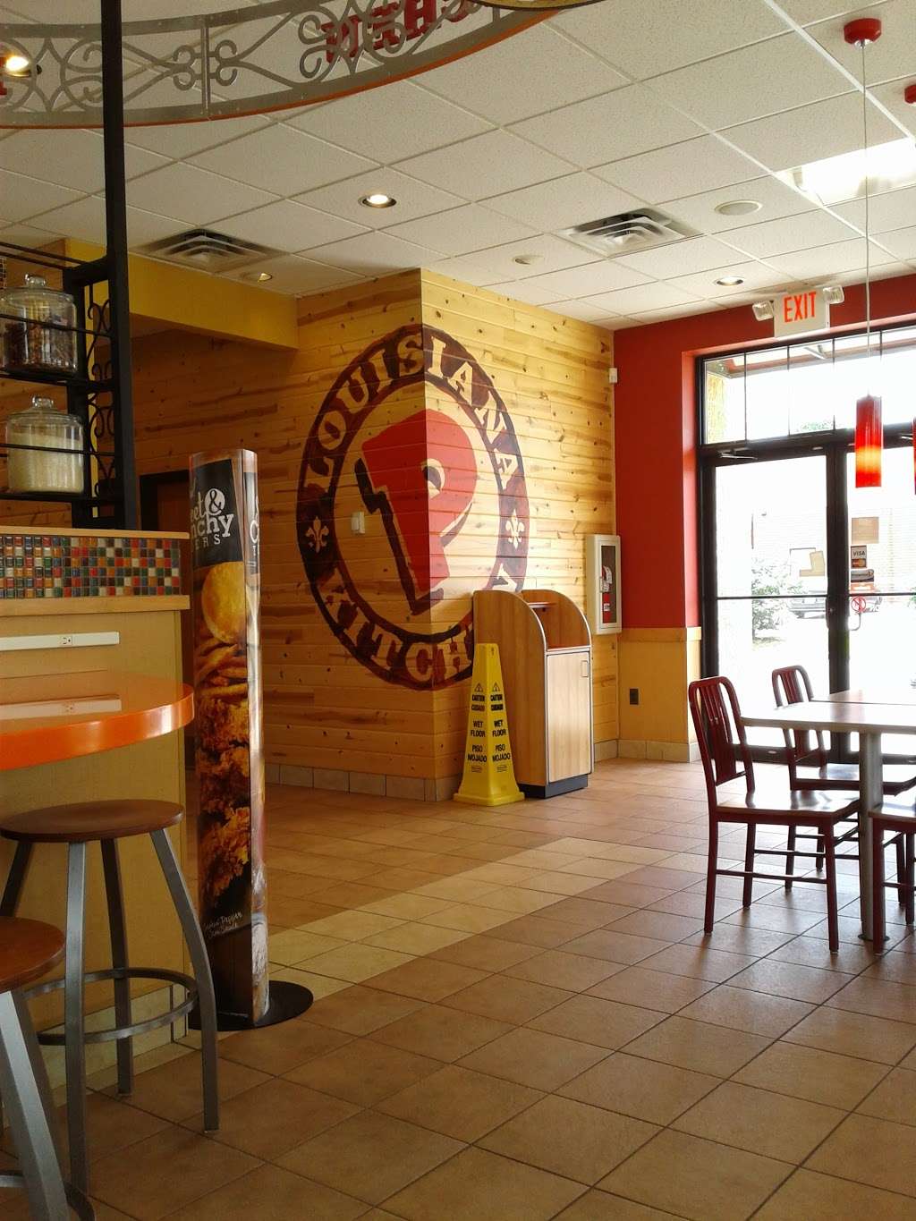 Popeyes Louisiana Kitchen | 30263 Triangle Dr, Charlotte Hall, MD 20622 | Phone: (301) 290-5140