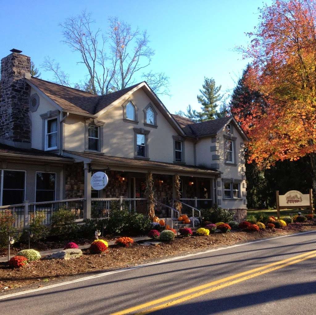 Woodfield Manor | 472 Red Rock Rd, Cresco, PA 18326, USA | Phone: (570) 895-4401