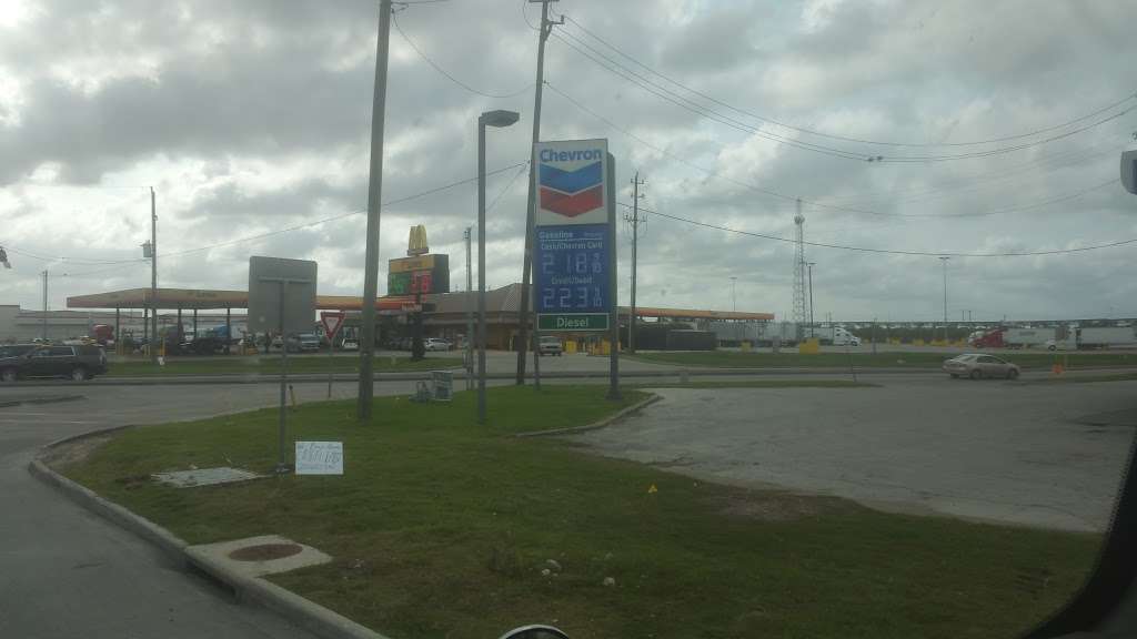 Chevron | 1901 I-10 Frontage, Baytown, TX 77521, USA | Phone: (281) 426-5493