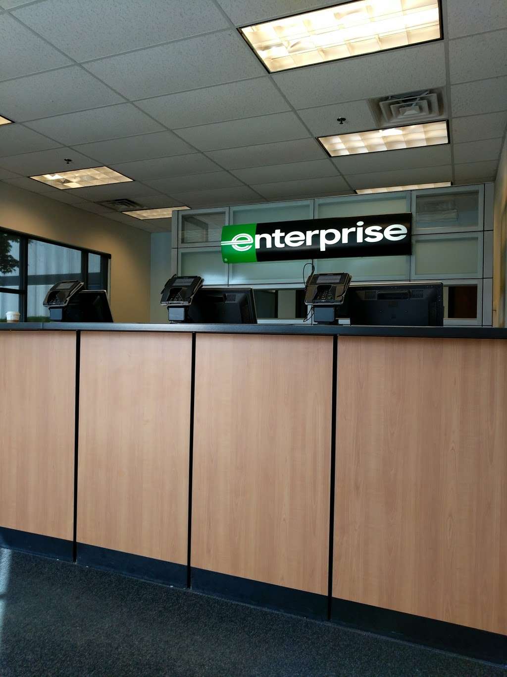 Enterprise Rent-A-Car | 51 Kendall Point Dr, Oswego, IL 60543, USA | Phone: (630) 499-7100