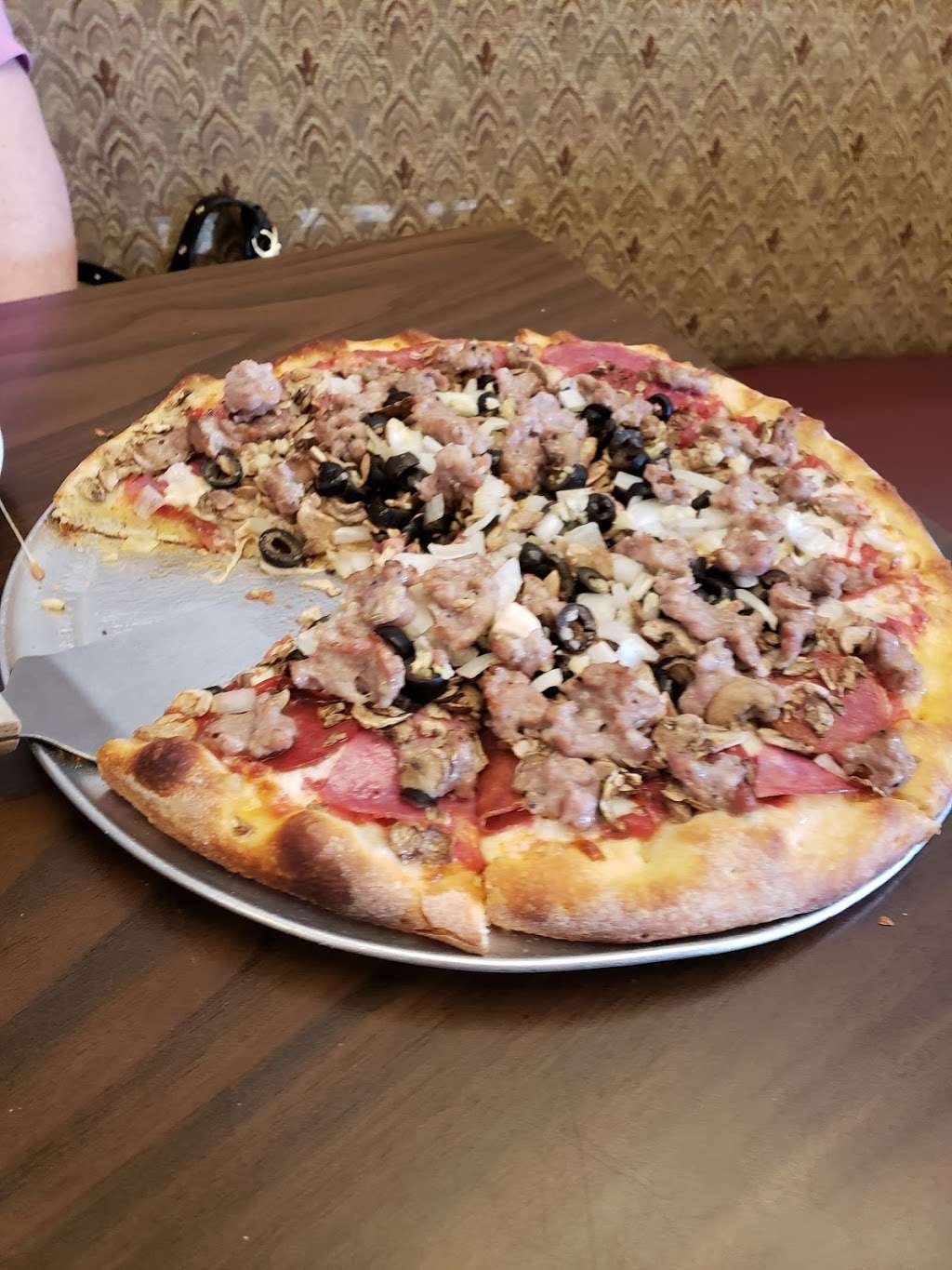 Emperor Nortons Italian Restaurant & Pizzeria | 7058 Santa Teresa Blvd, San Jose, CA 95139, USA | Phone: (408) 226-4424