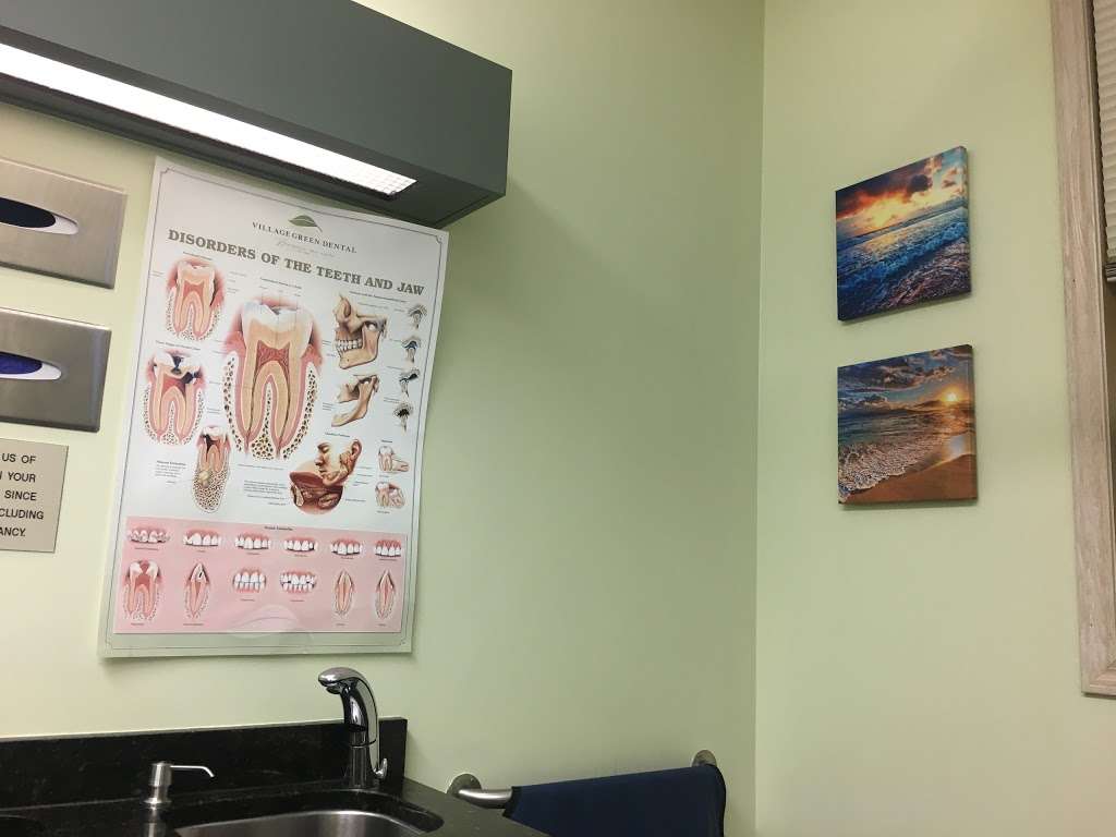 Village Green Dental Center | 2853 E New York St, Aurora, IL 60502 | Phone: (630) 233-9136