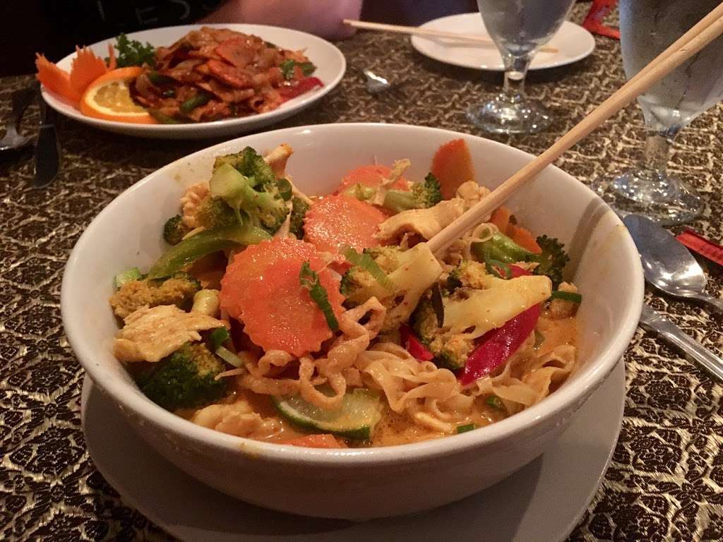 Baan Thai | 4102, 704 W Nields St, West Chester, PA 19382, USA | Phone: (610) 696-0800