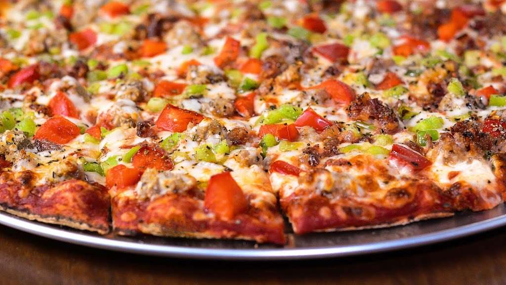Monicals Pizza | 600 W Oak St, Fairbury, IL 61739, USA | Phone: (815) 692-4302