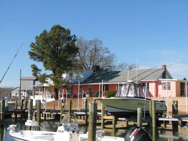 Chesapeake Boat Basin | 1686 Waverly Ave, Kilmarnock, VA 22482, USA | Phone: (804) 436-1234