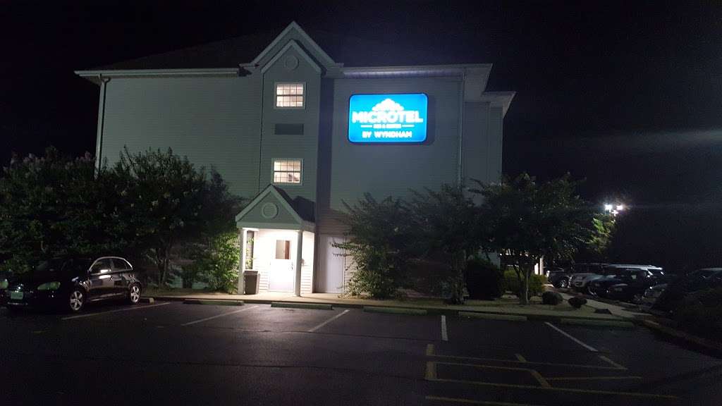 Microtel Inn & Suites by Wyndham Salisbury | 3050 Merritt Mill Rd, Salisbury, MD 21804, USA | Phone: (410) 742-2626