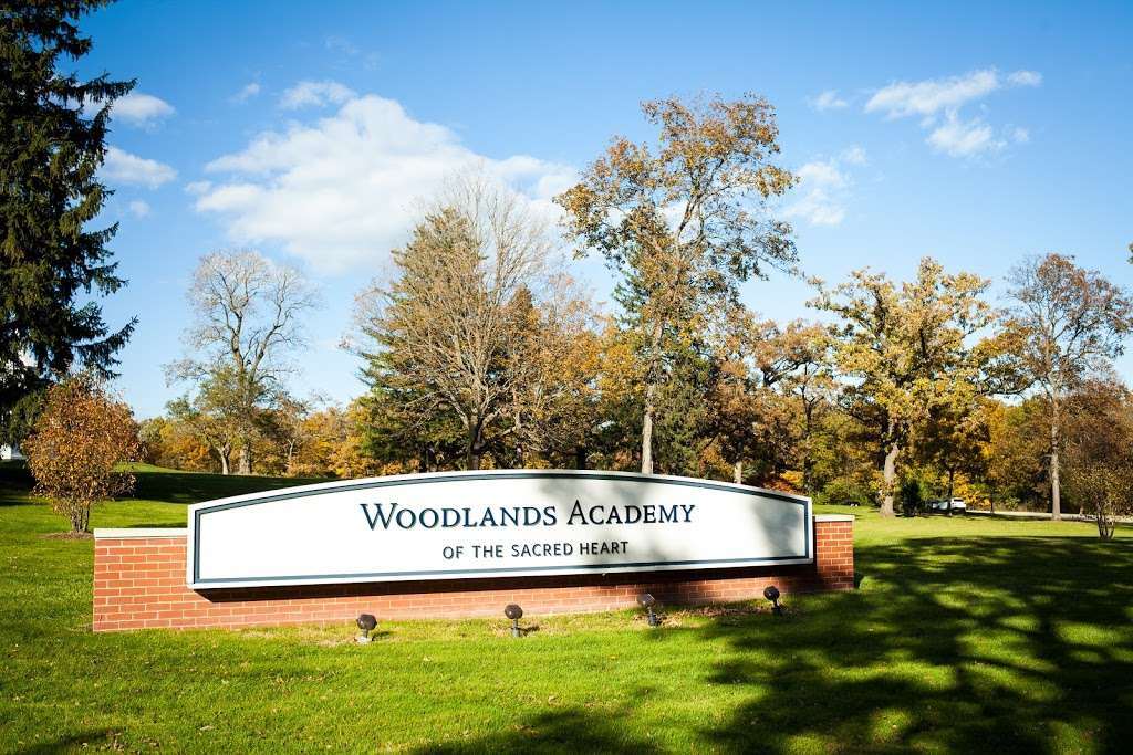 Woodlands Academy of the Sacred Heart | 760 E Westleigh Rd, Lake Forest, IL 60045, USA | Phone: (847) 234-4300