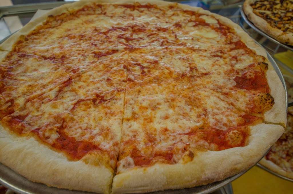 Walts Original Primo Pizza | 35 Shore Rd, Somers Point, NJ 08244, USA | Phone: (609) 927-4464