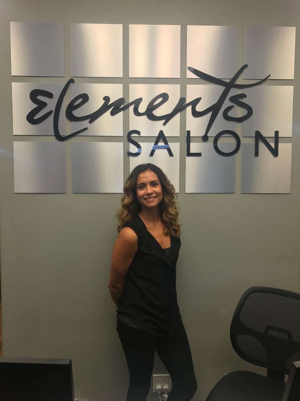 Elements Salon | 1874 W El Norte Pkwy, Escondido, CA 92026, USA | Phone: (760) 743-5571