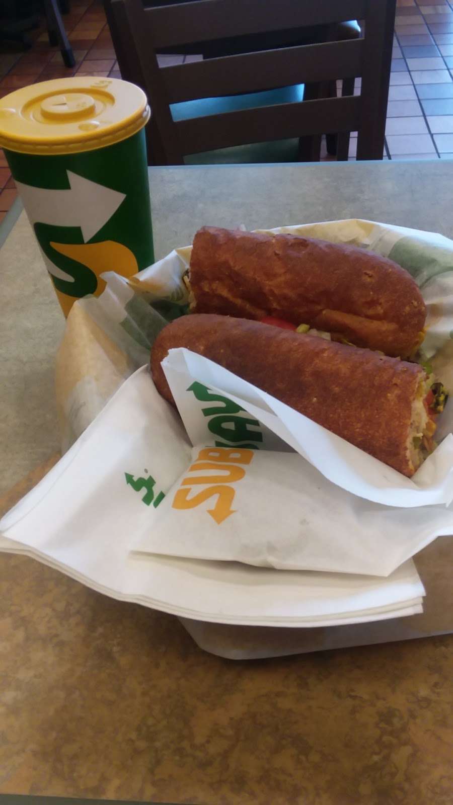 Subway Restaurants | 156 Enterprise St K, Sterling, VA 20164 | Phone: (571) 313-0035