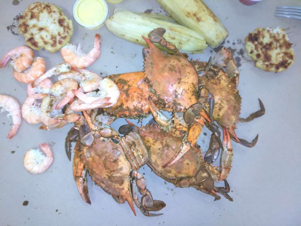 Jrs Crab & Seafood | 3439 Dundalk Ave, Dundalk, MD 21222, USA | Phone: (410) 284-2008