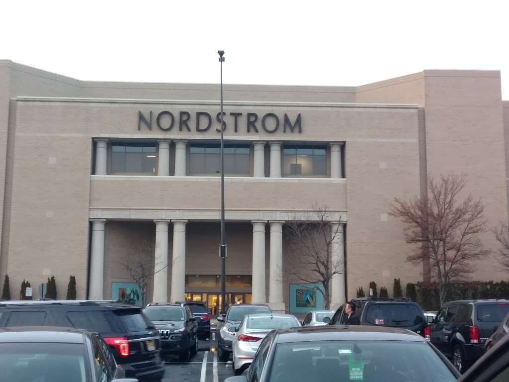 Nordstrom Freehold Raceway Mall | 3710 US Highway 9, Freehold, NJ 07728, USA | Phone: (732) 308-1117