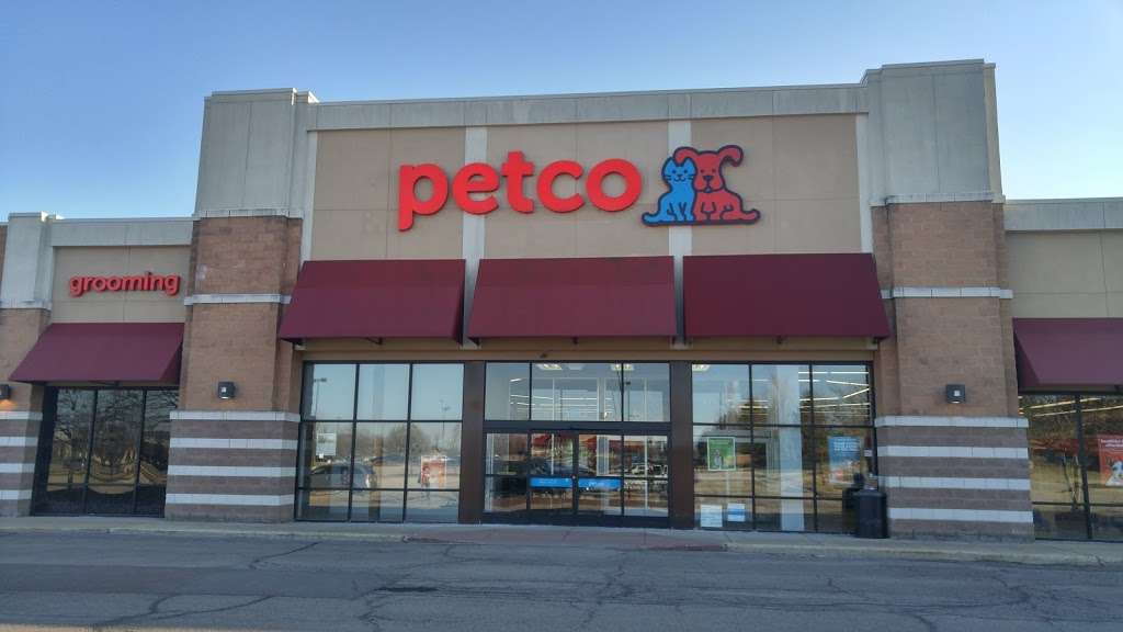 Petco Animal Supplies | 3853 E Main St, St. Charles, IL 60174 | Phone: (630) 513-1170