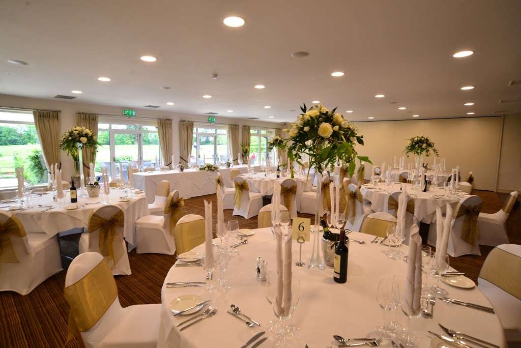 Aldwickbury Park Golf Club | Piggottshill Ln, Harpenden AL5 1AB, UK | Phone: 01582 760112