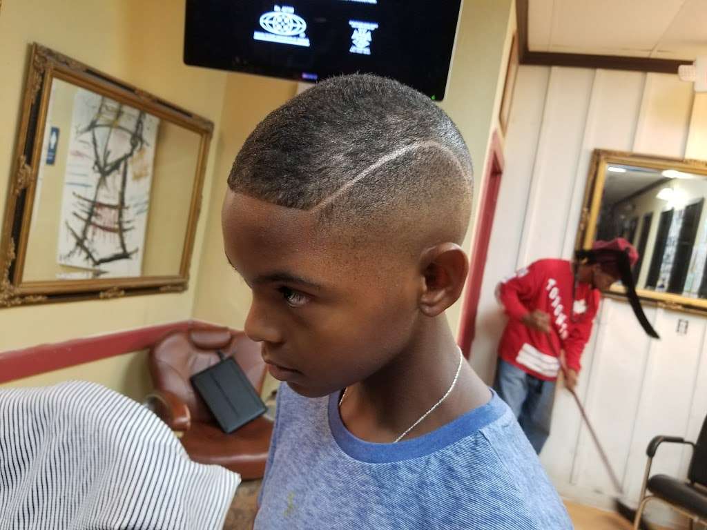 Hall Of Fame Barbershop | 6330 De Zavala Rd #110, San Antonio, TX 78249 | Phone: (210) 902-9008