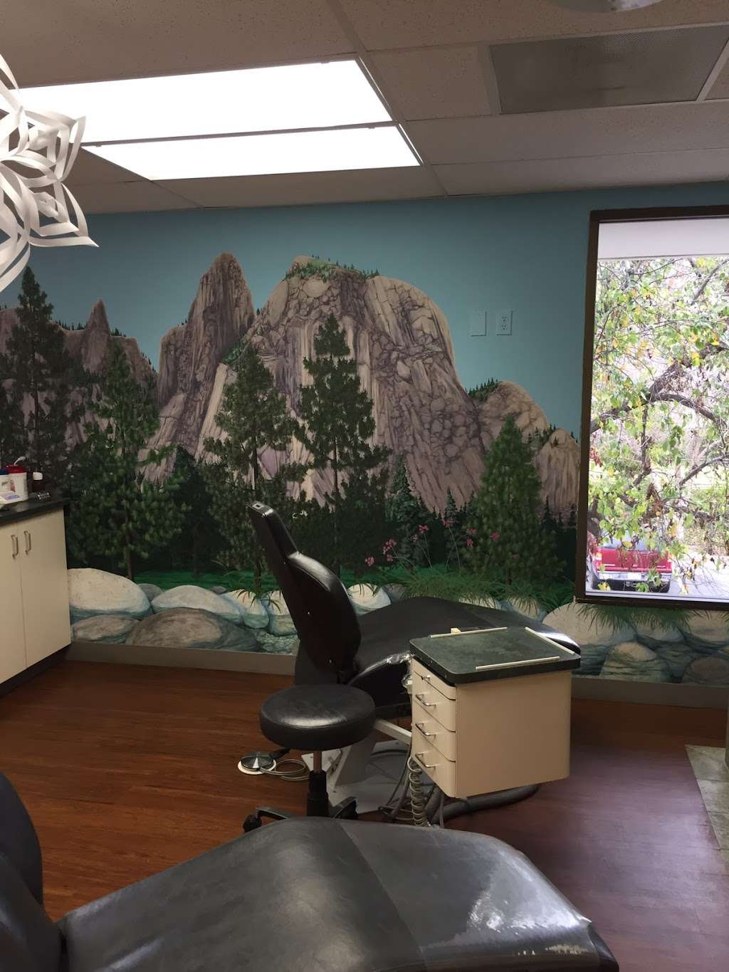 Austin & Singson Family Orthodontics | 2045 Royal Ave #205, Simi Valley, CA 93065, USA | Phone: (805) 520-9585