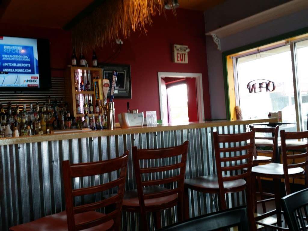 Judys Island Grill II | 800 Crain Hwy N, Glen Burnie, MD 21061, USA | Phone: (410) 768-1250