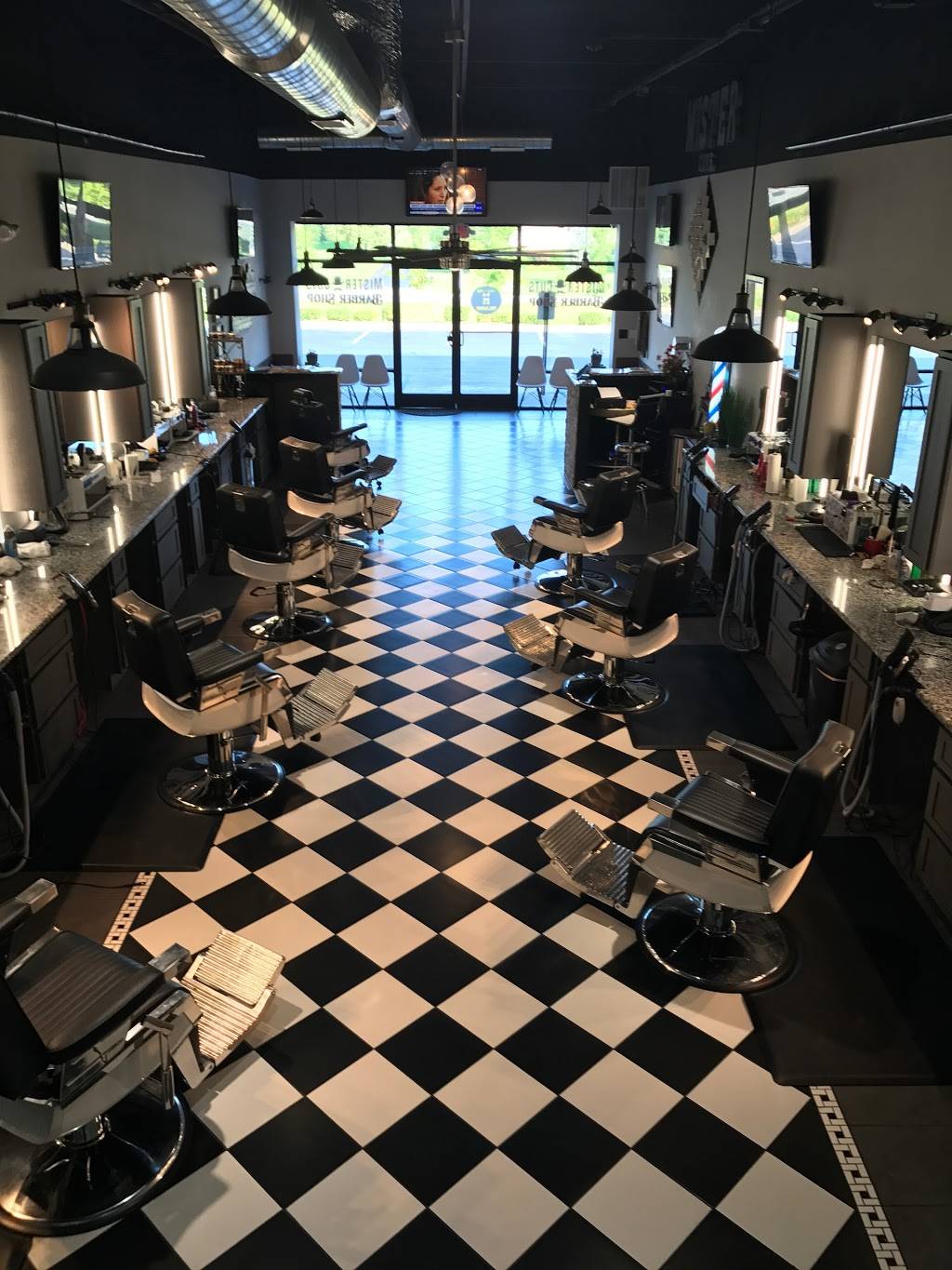 MISTER CUTS & Company | 3340 Clays Mill Rd #140, Lexington, KY 40503, USA | Phone: (859) 420-6227