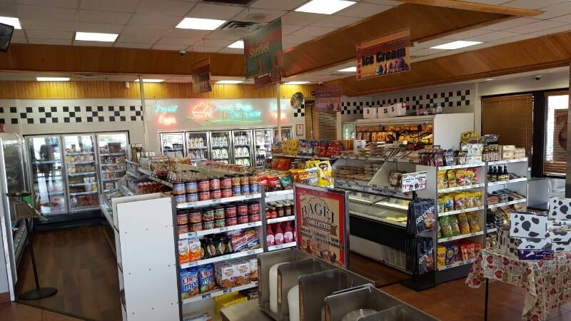 Braums Ice Cream & Burger Restaurant | 3010, 9020 NE 23rd St, Oklahoma City, OK 73141, USA | Phone: (405) 769-7840