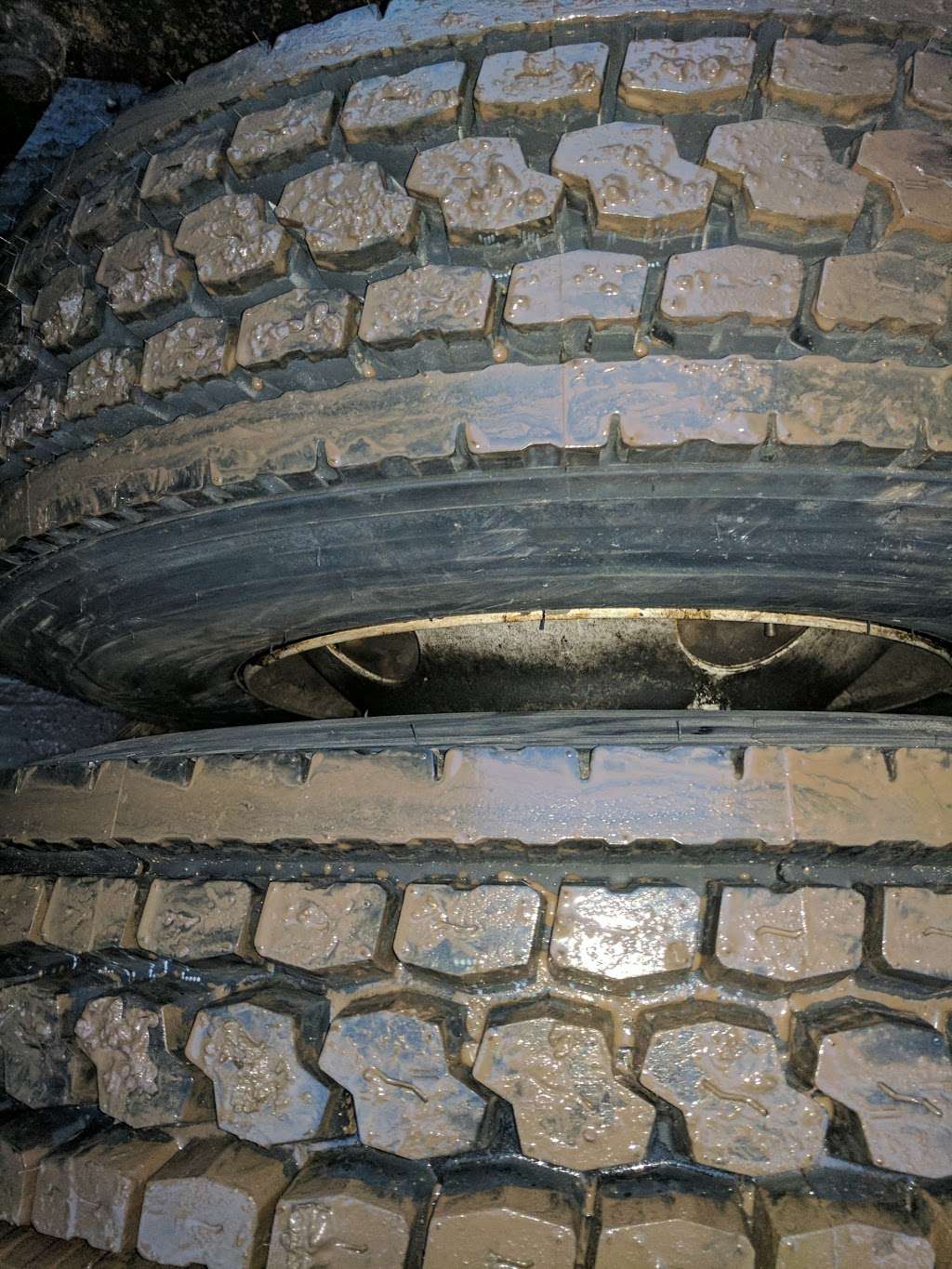 Truck Tire Express Inc -Commercial Truck Tires | 859 S Westgate St, Addison, IL 60101, USA | Phone: (312) 709-7798