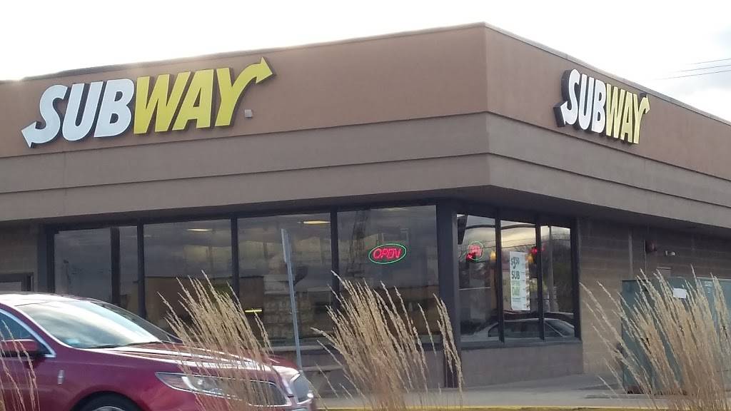 Subway | 17050-A, Torrence Ave Suite A, Lansing, IL 60438, USA | Phone: (708) 895-1007