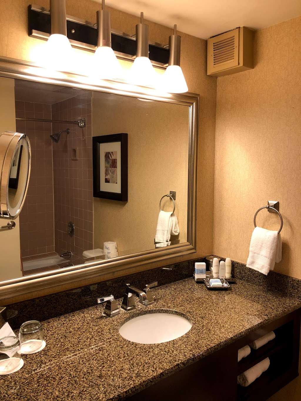 Omni Houston Hotel | 13210 Katy Fwy, Houston, TX 77079 | Phone: (281) 558-8338