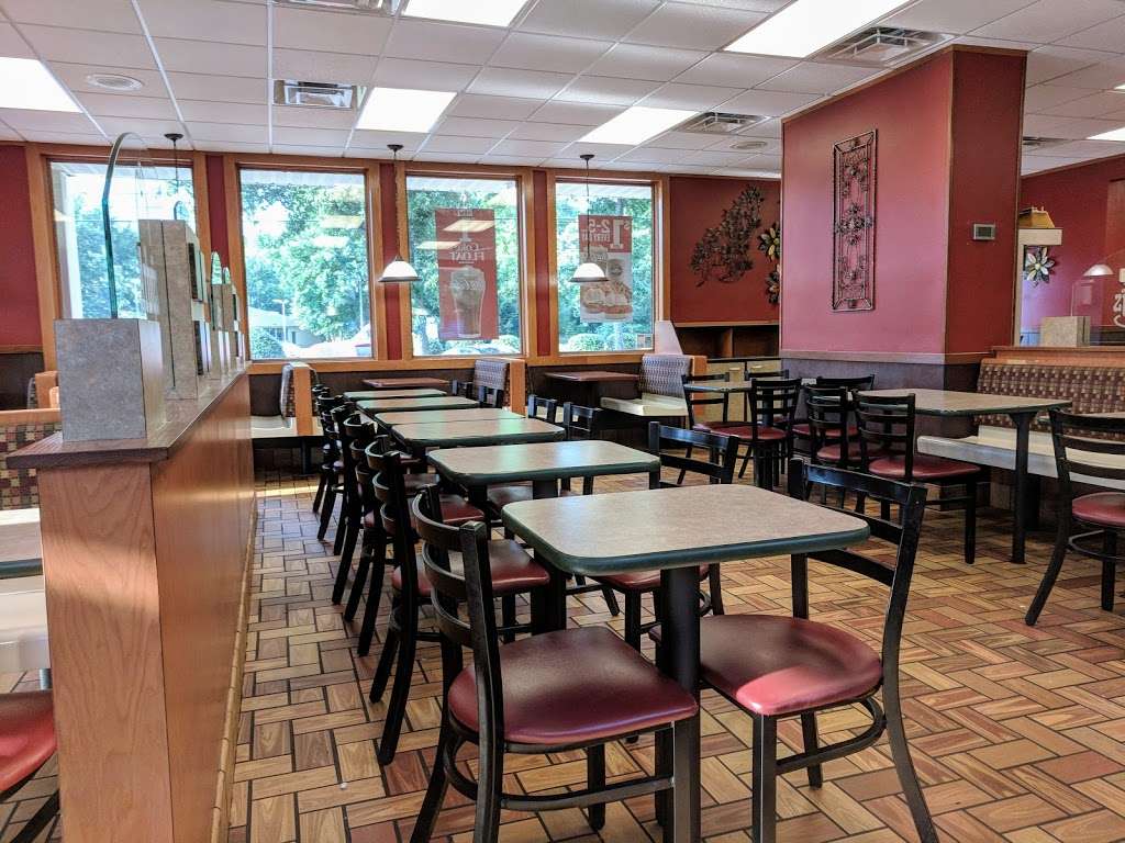 Arbys | 2501 Little Rock Rd, Charlotte, NC 28214, USA | Phone: (704) 393-1977