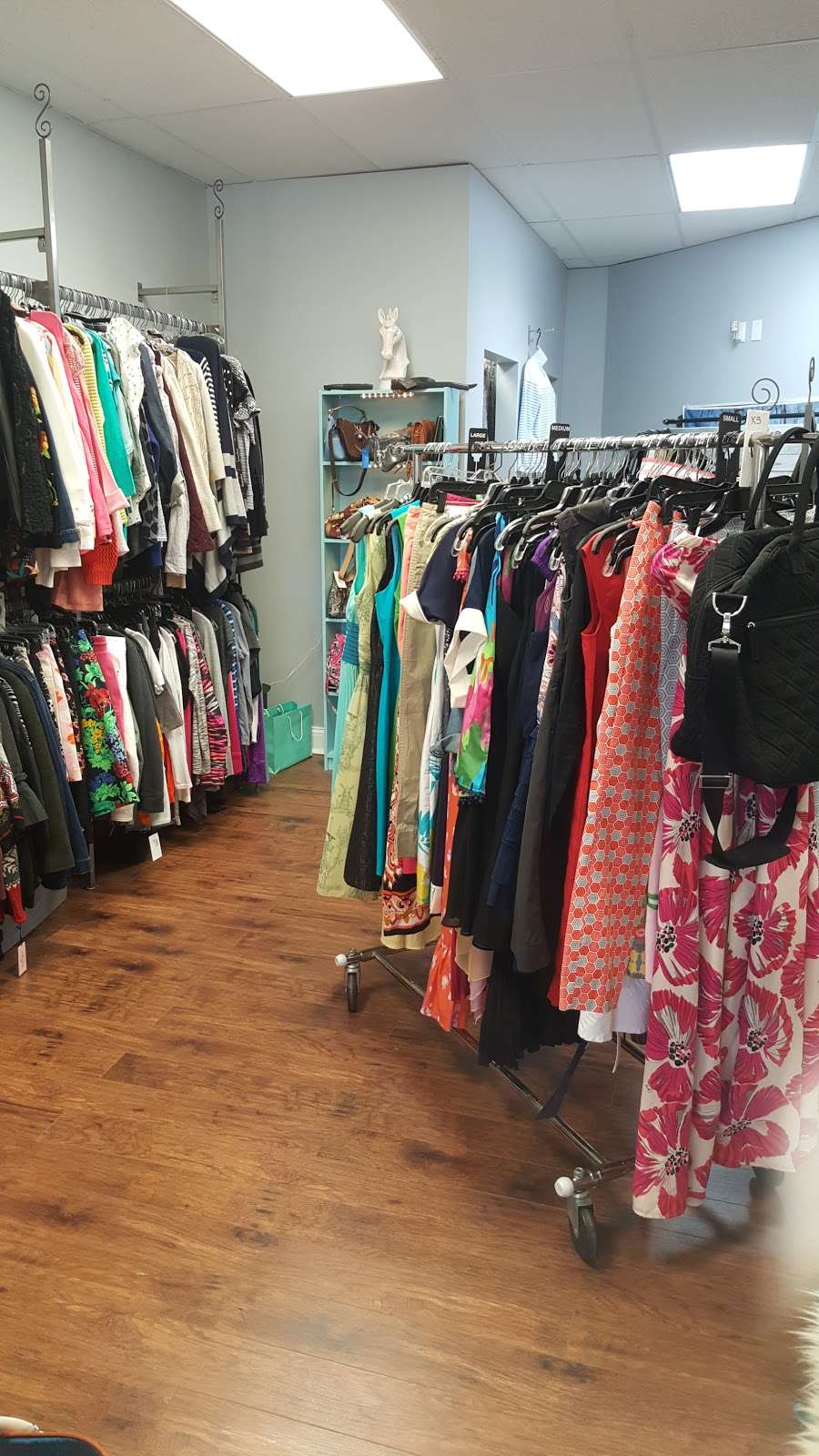 Designer Consignor Fashion | 107 Mt Carmel Rd, Parkton, MD 21120 | Phone: (443) 798-8938