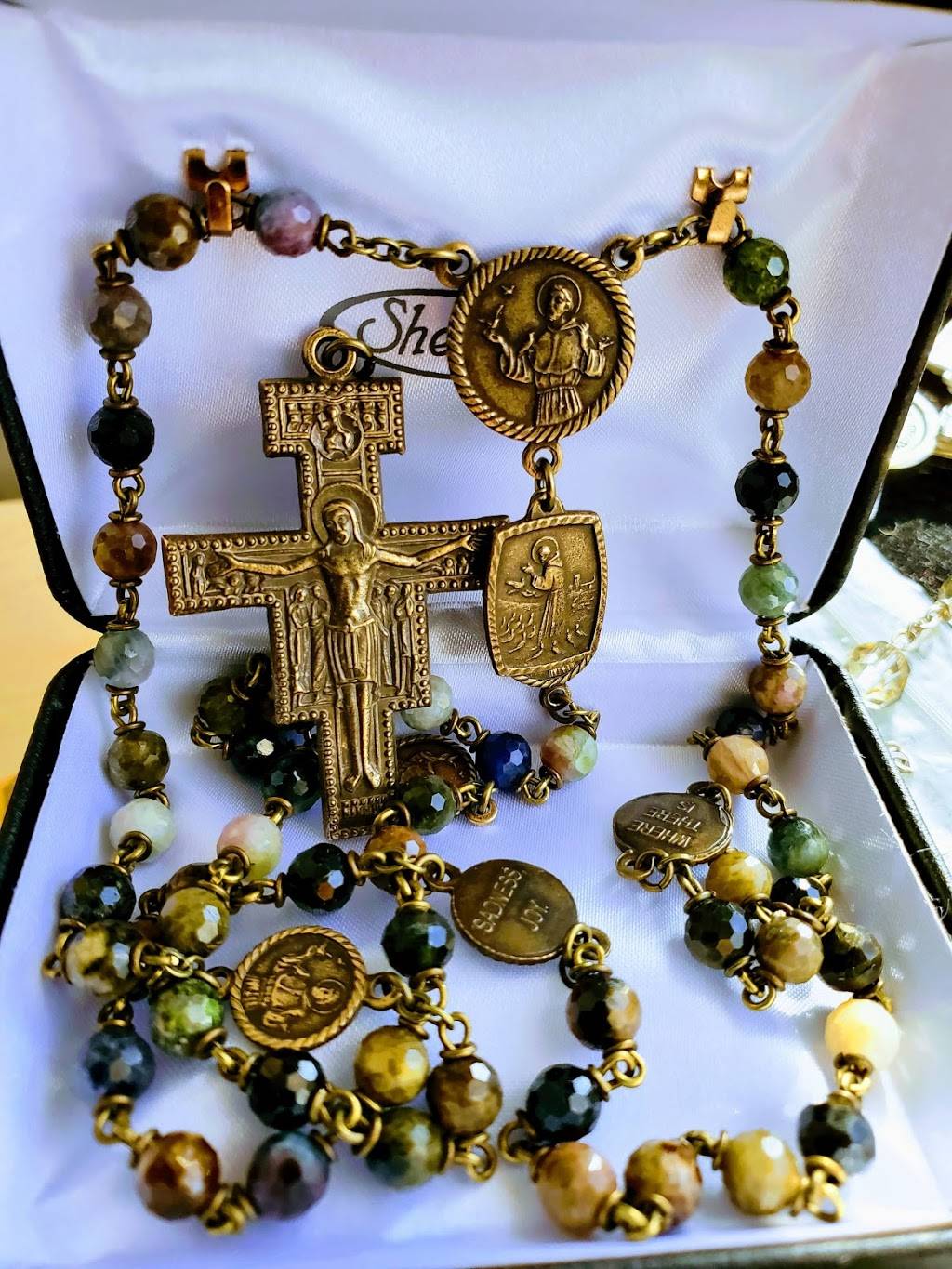 Build Your Rosary Catholic Store | 435 N Azusa Ave, La Puente, CA 91744 | Phone: (626) 822-0556