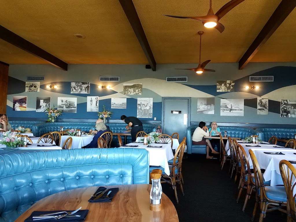 Nicks Rockaway | 100 Rockaway Beach Ave, Pacifica, CA 94044, USA | Phone: (650) 359-3900