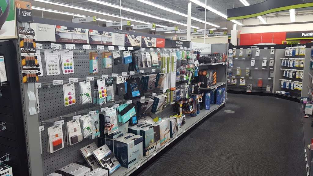 Staples | 7199 S, Kingery Hwy, Willowbrook, IL 60527 | Phone: (630) 920-0506