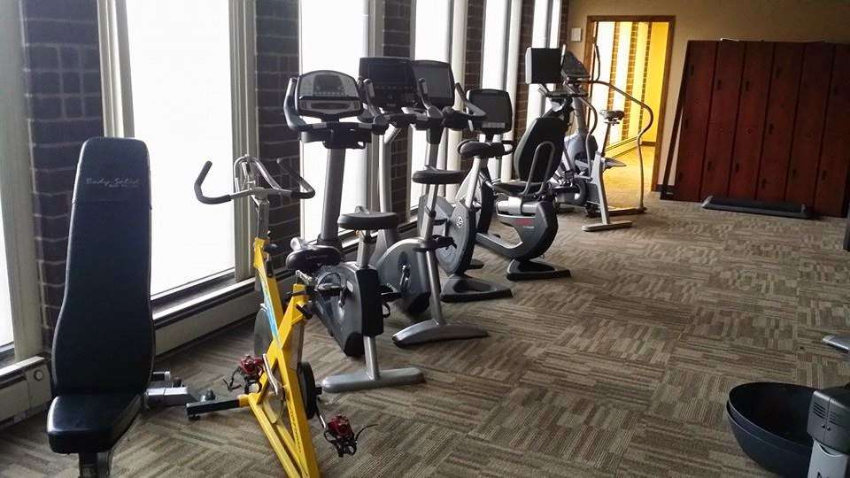 Pound4Pound Fitness Equipment | 8550 Ridgefield Rd, Crystal Lake, IL 60012, USA | Phone: (847) 558-9748