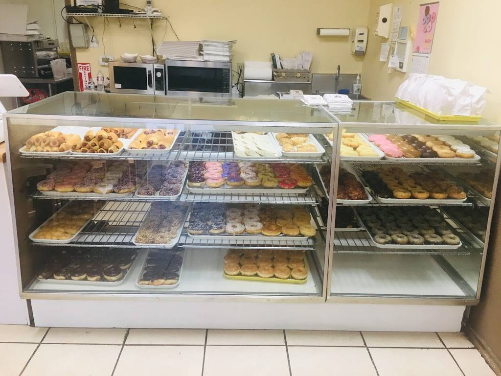 Pioneer Donuts | 8455 Boat Club Rd, Fort Worth, TX 76179, USA | Phone: (817) 236-1760