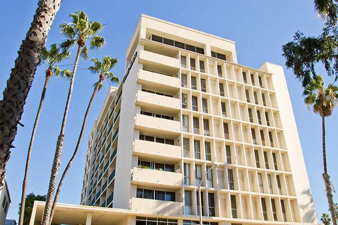 Brookdale Ocean House | 2107 Ocean Ave, Santa Monica, CA 90405, USA | Phone: (310) 399-3227