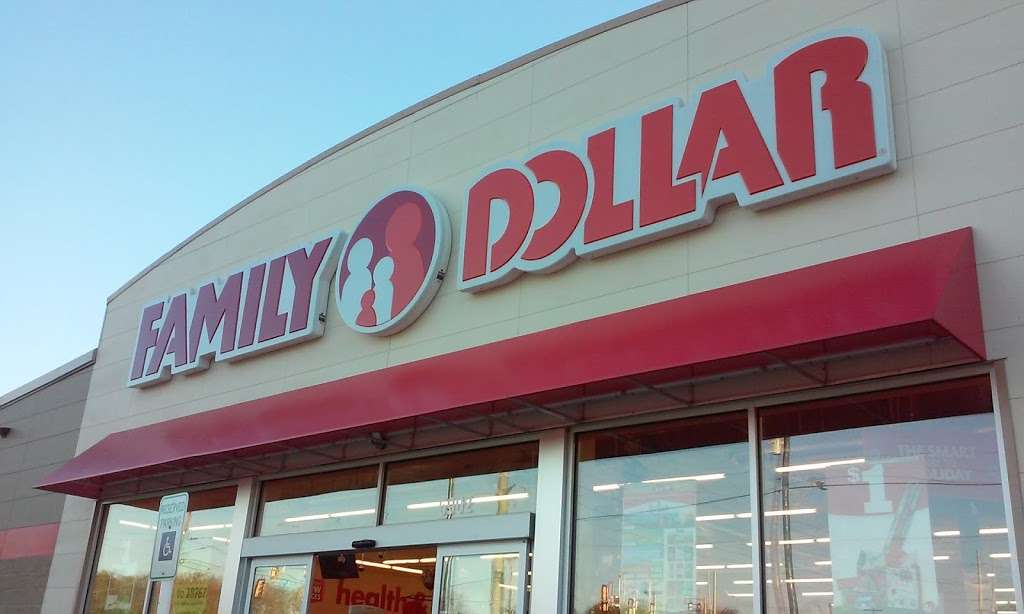 Family Dollar | 5902 Medina Base Rd, San Antonio, TX 78242, USA | Phone: (210) 390-1114