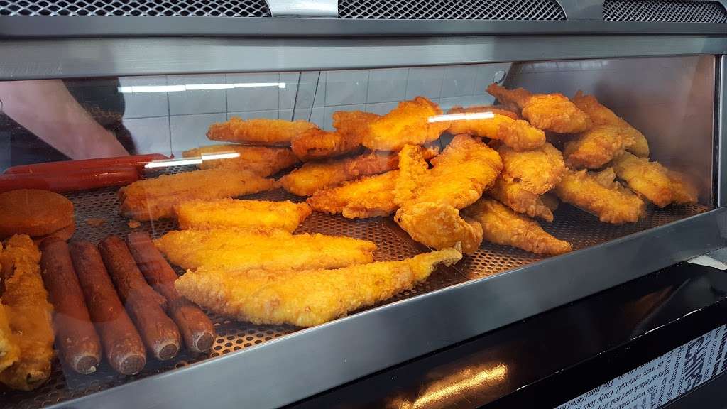 Claylands Fish Bar | 2 Claylands Rd, London SW8 1NY, UK | Phone: 020 7793 7550