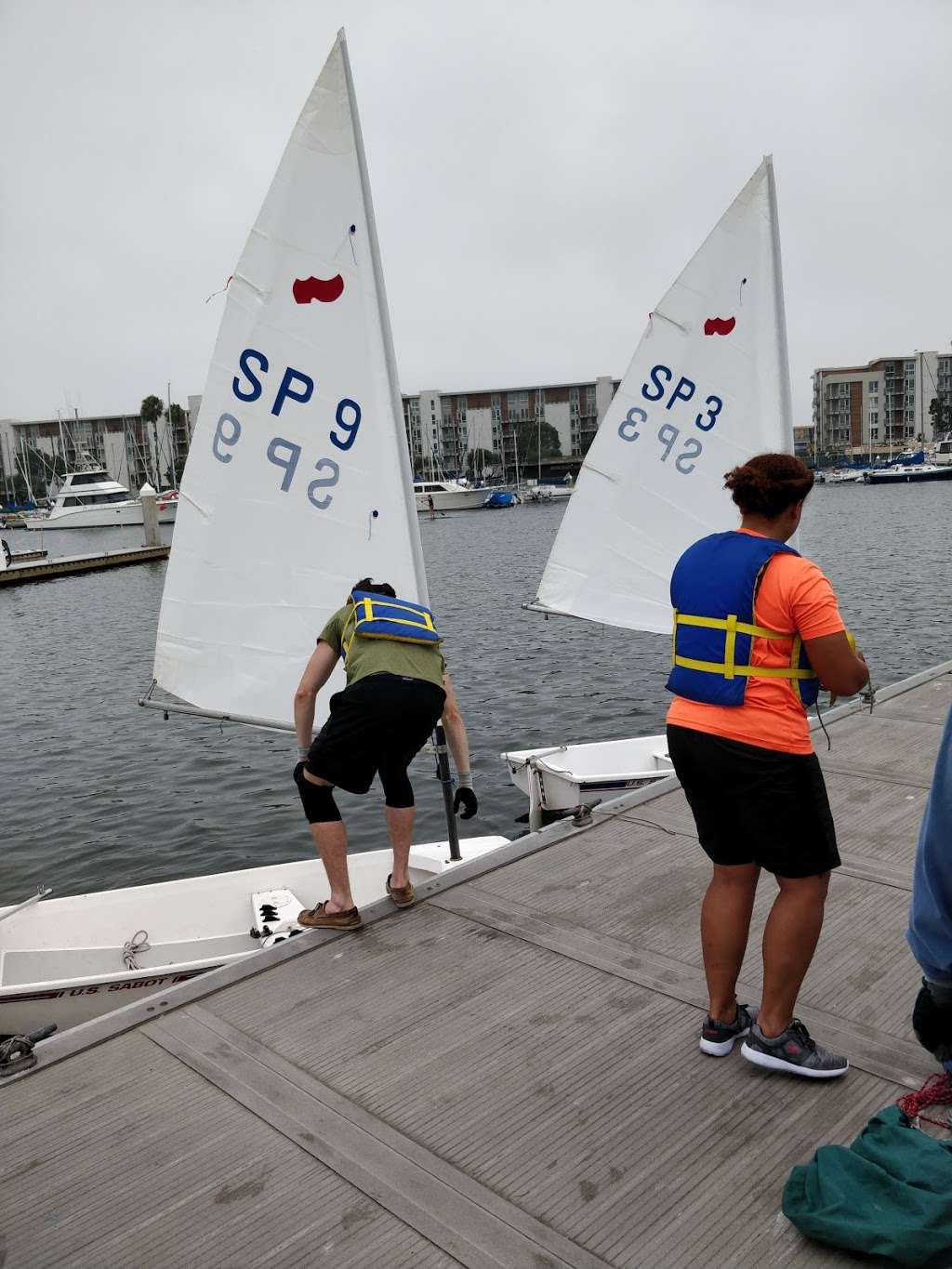 Marina del Rey Public Parking Lot 9 | 14031 Palawan Way, Marina Del Rey, CA 90292, USA