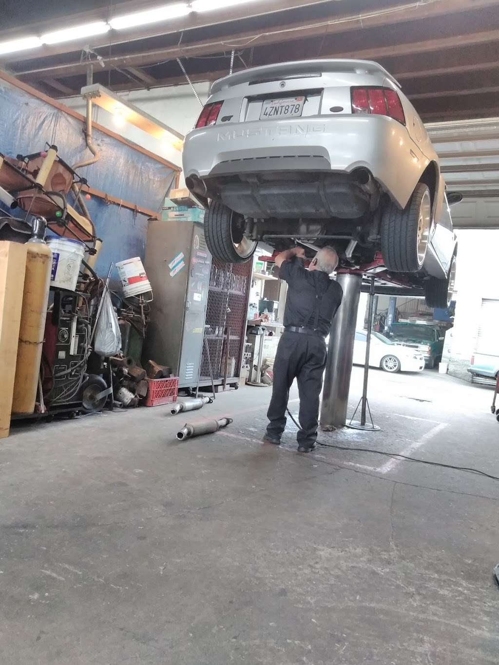 E Z Auto Repair | 11530 Glenoaks Blvd, Pacoima, CA 91331, USA | Phone: (818) 834-5838
