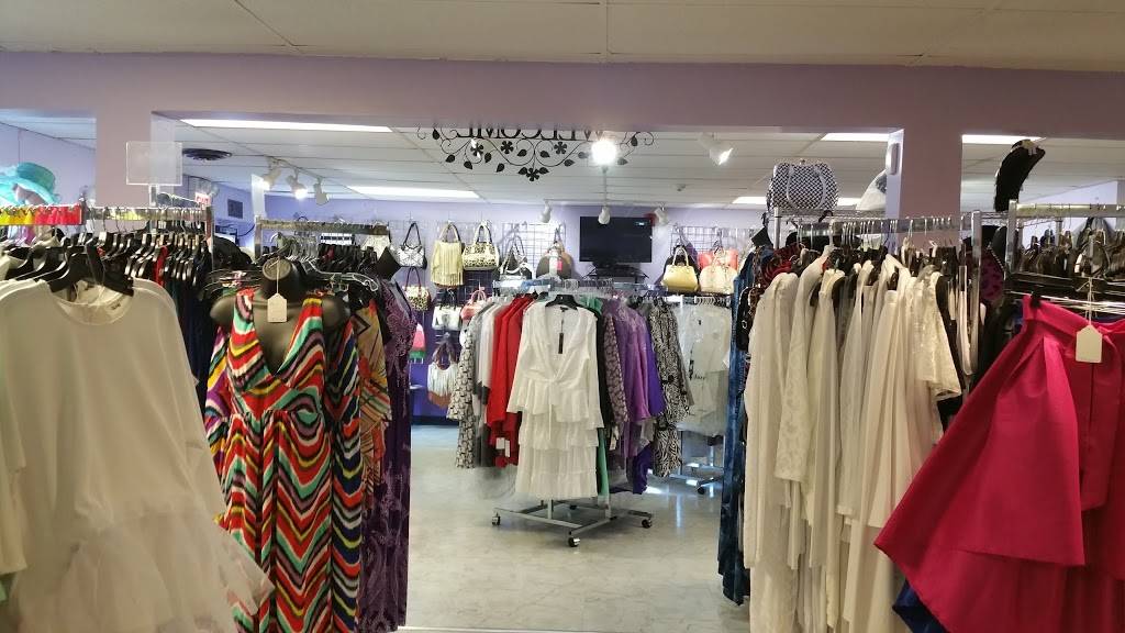 Suit Plus More Boutique Hillside IL | 4219 Butterfield Rd #1A, Hillside, IL 60162, USA | Phone: (708) 240-4323