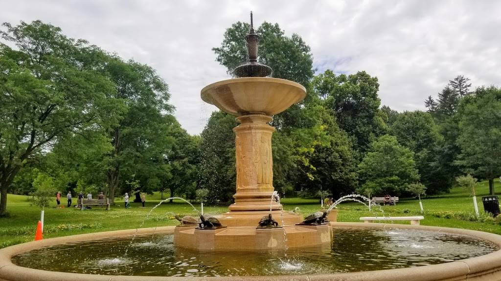 Lyndale Park Rose Garden - Minneapolis Park & Recreation Board