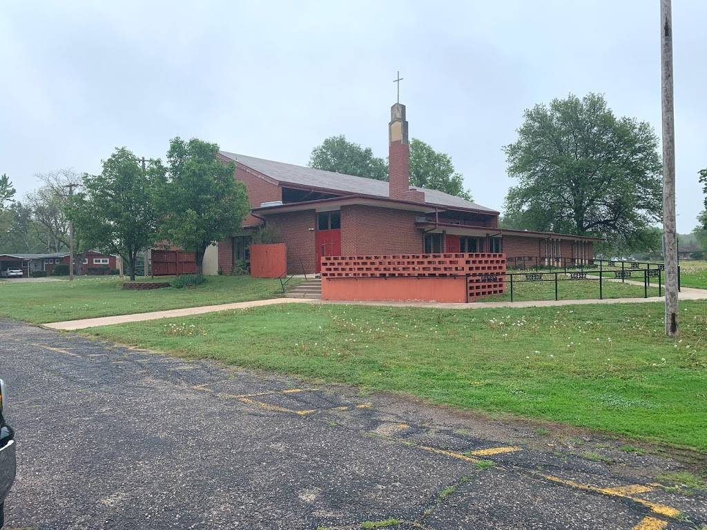 St Christophers Episcopal Church | 2211 S Bluff St, Wichita, KS 67218, USA | Phone: (316) 684-2031