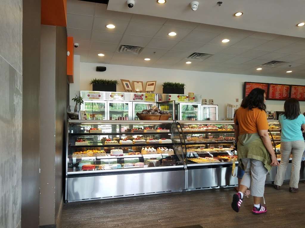 Fortuna Bakery & Cafe | 12701 S John Young Pkwy #106, Orlando, FL 32837 | Phone: (407) 855-7070