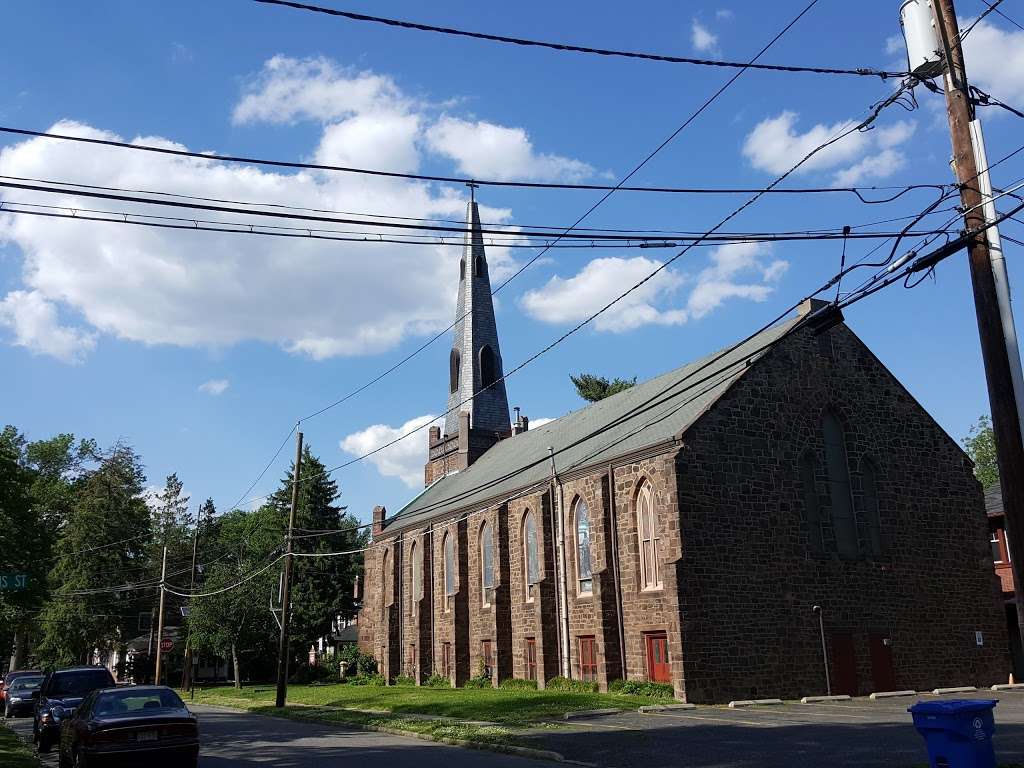 St Stephens Episcopal Church | 158 Warren St, Beverly, NJ 08010, USA | Phone: (609) 387-0169