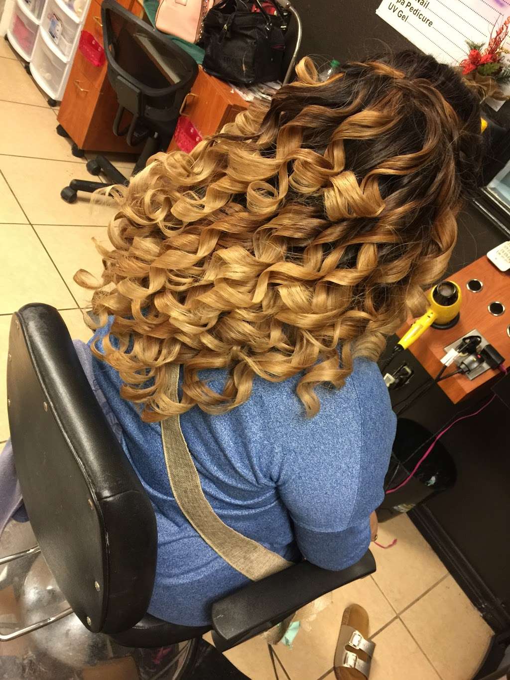 Mercedes Salon | 1023 Massey Tompkins Rd, Baytown, TX 77521 | Phone: (281) 422-4231