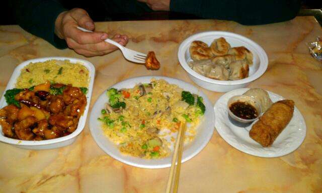 China House | 4821 W 6th St # D, Lawrence, KS 66049, USA | Phone: (785) 841-8885