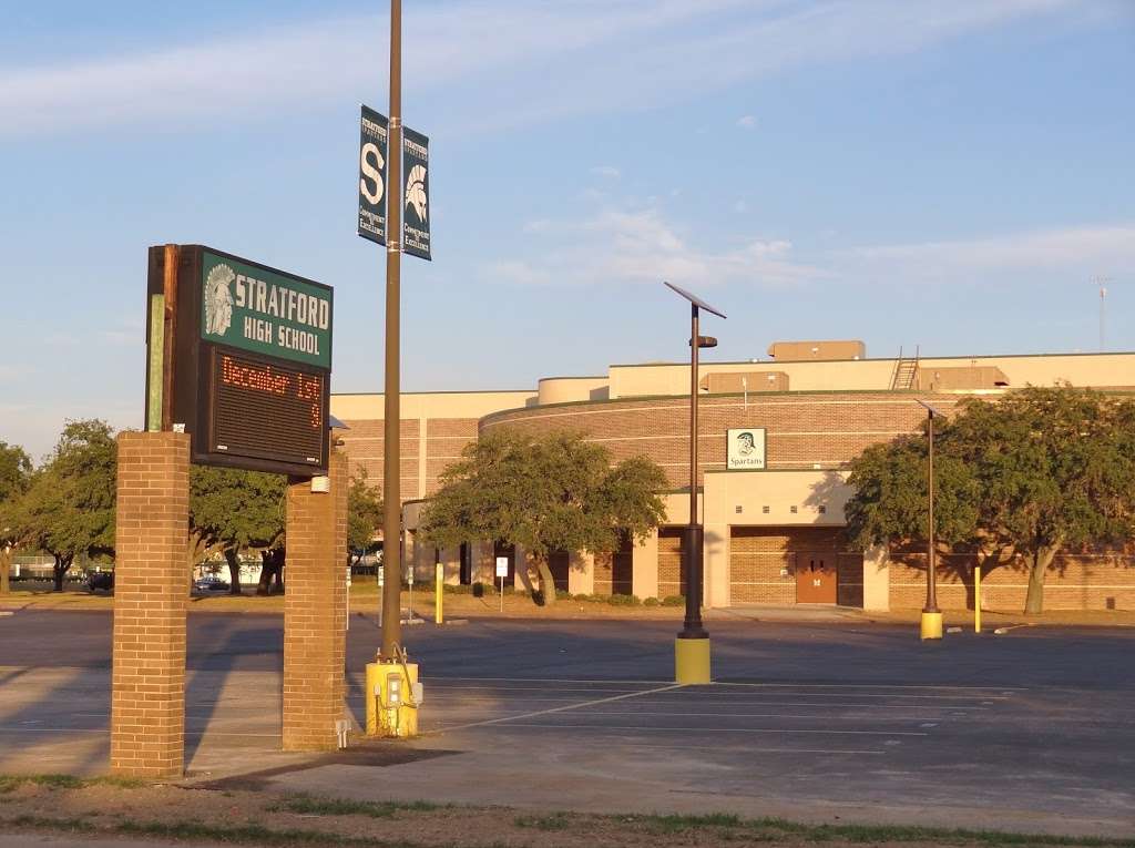 Stratford High School | 14555 Fern Dr, Houston, TX 77079 | Phone: (713) 251-3400