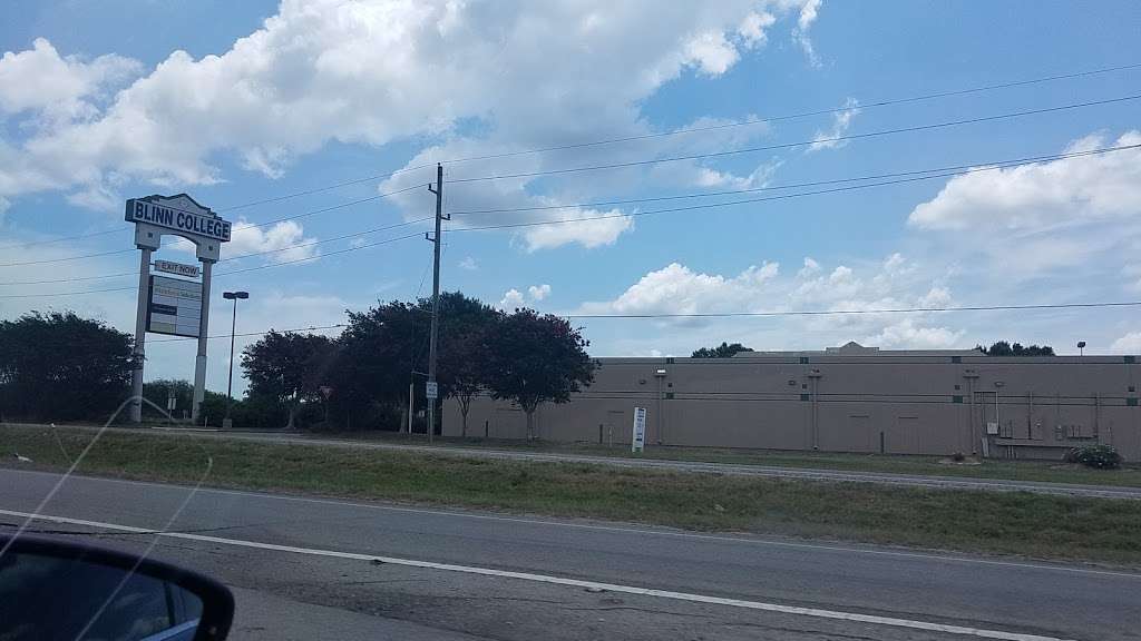 Blinn College Sealy Campus | 3701 Outlet Mall Dr # 250, Sealy, TX 77474, USA | Phone: (979) 627-7997