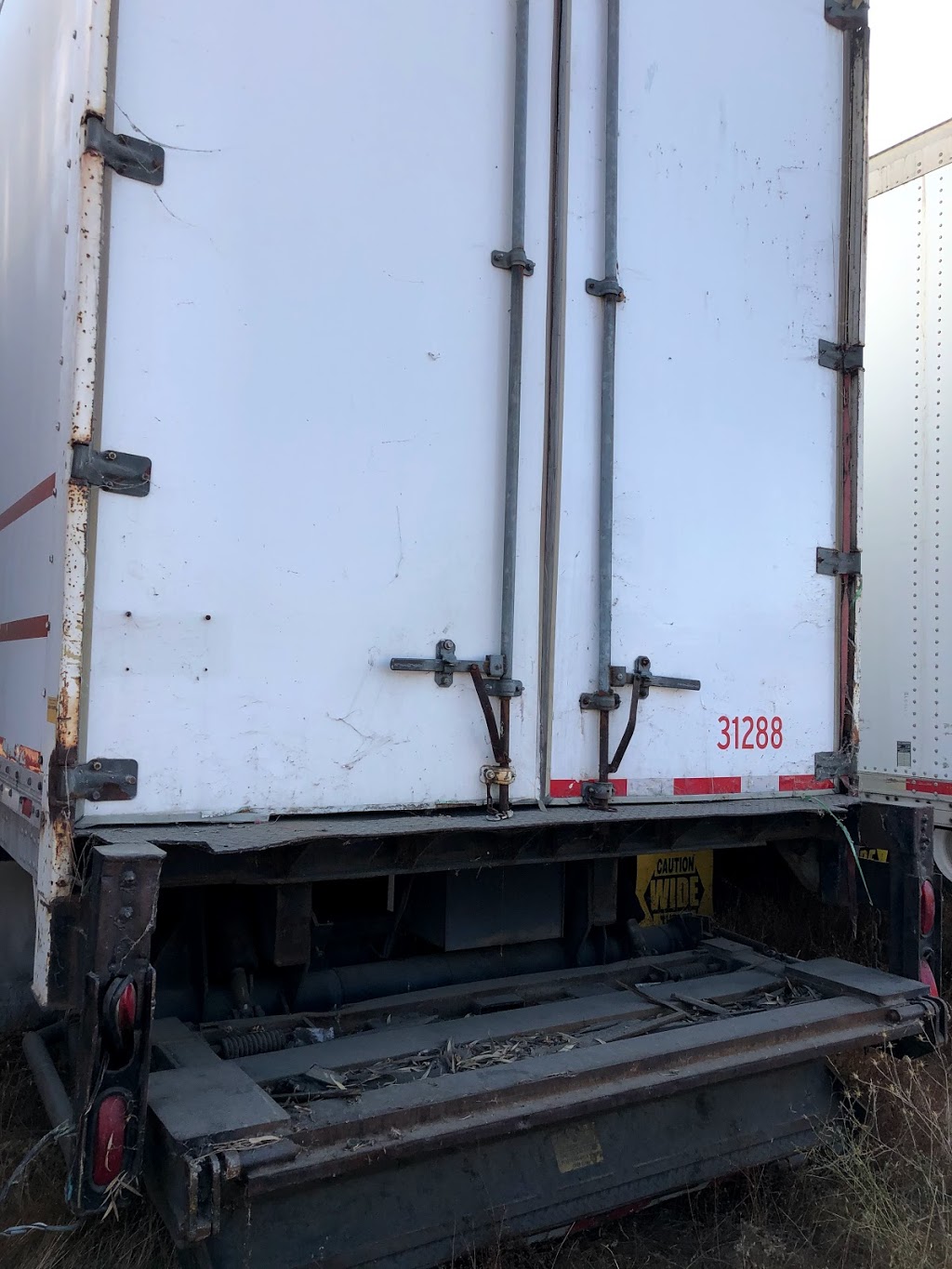 Trailer Resource | 16200 McKinley Ave, Lathrop, CA 95330, USA | Phone: (916) 996-5050