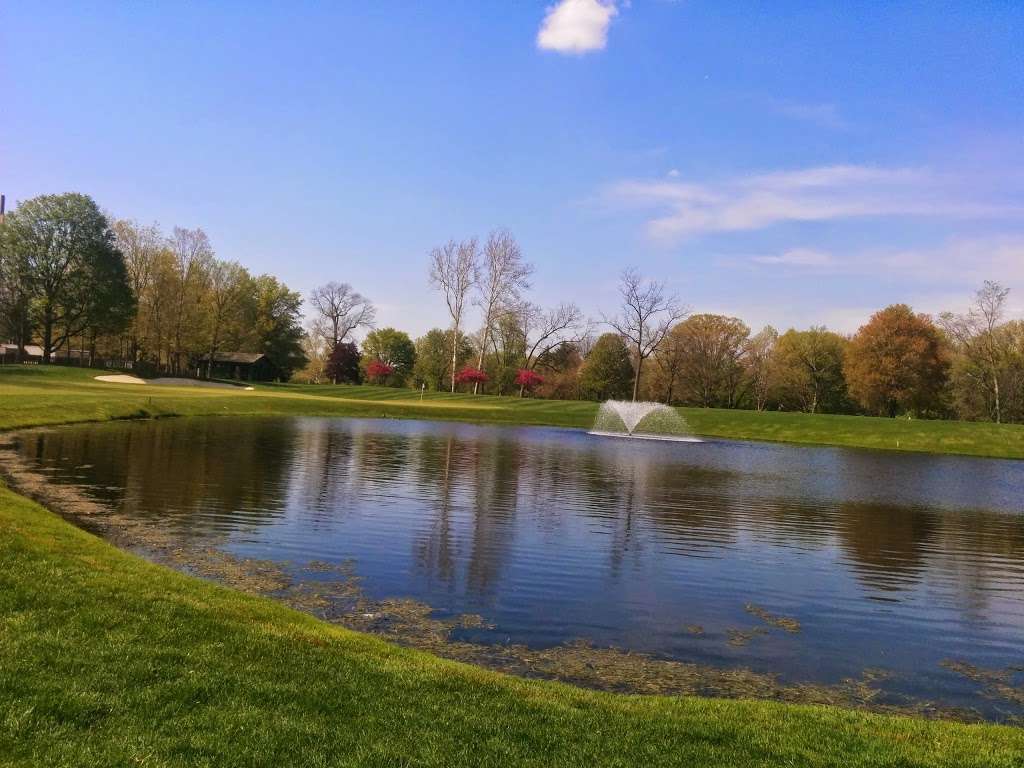 Meridian Hills Country Club | 7099 Spring Mill Rd, Indianapolis, IN 46260, USA | Phone: (317) 255-2496